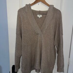 Aerie Cozy V-Neck Hooded Sweater in Taupe